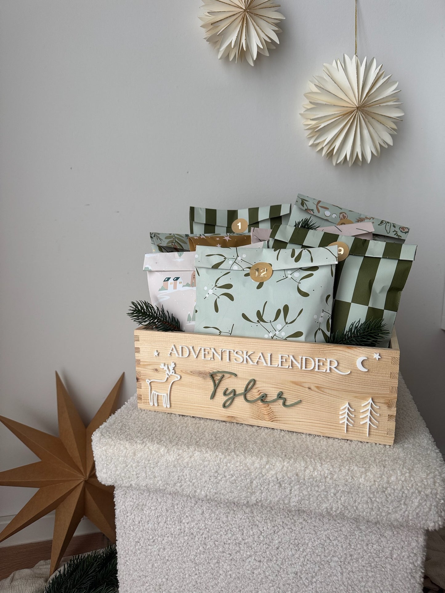 Personalisierter Adventskalenderkiste zum Befüllen