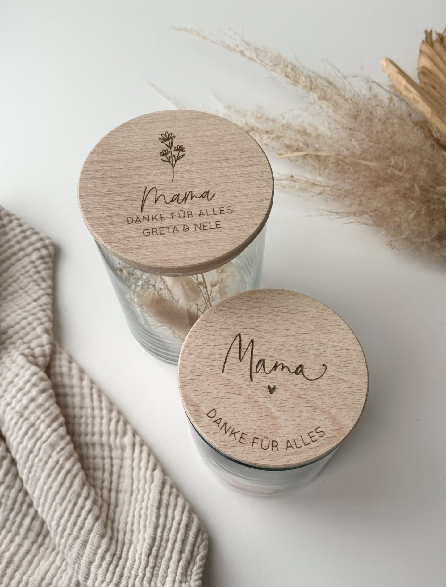 Vorratsglas mit Holzdeckel zu Muttertag