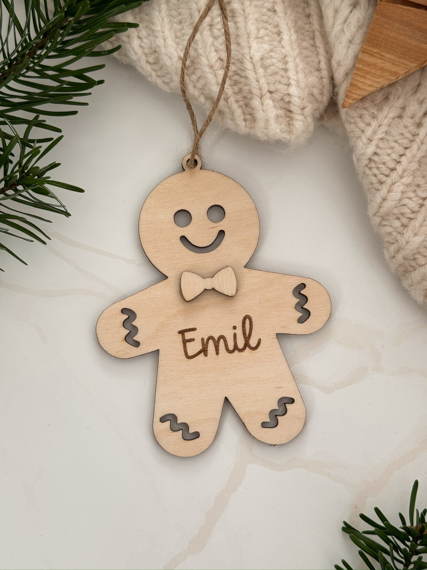 Personalisierter Christbaumanhänger Lebkuchenmann