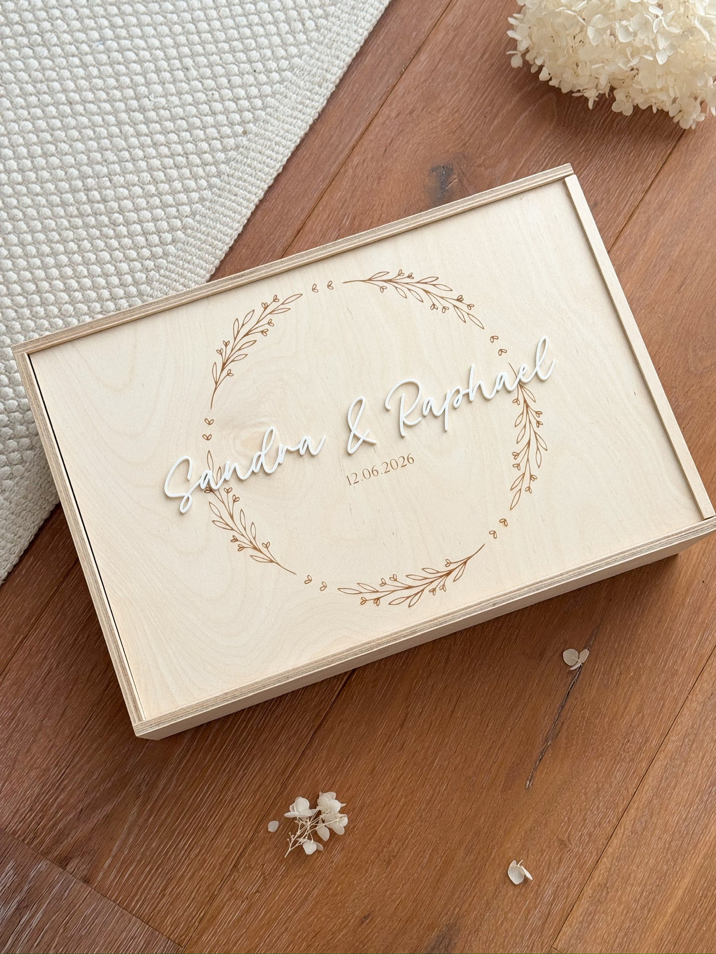 Personalisierte Erinnerungskiste zur Hochzeit