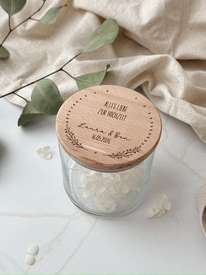 Vorratsglas mit Holzdeckel personalisiert zur Hochzeit