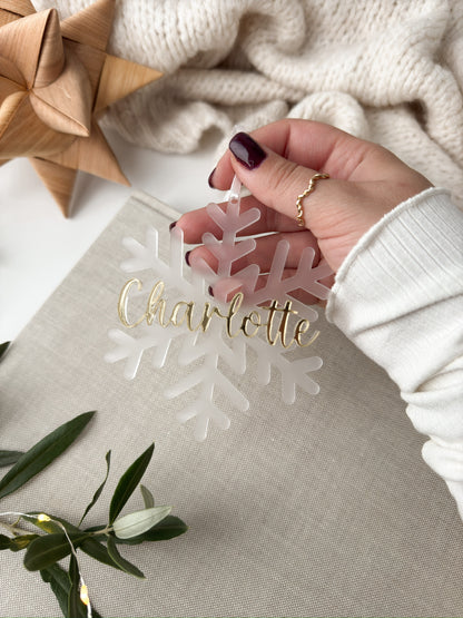 Personalisierter Christbaumanhänger - Schneeflocke