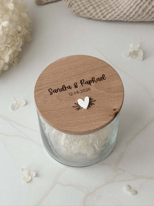 Vorratsglas mit Holzdeckel personalisiert zur Hochzeit