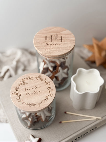 Vorratsglas mit Holzdeckel - weihnachtlicher Kranz