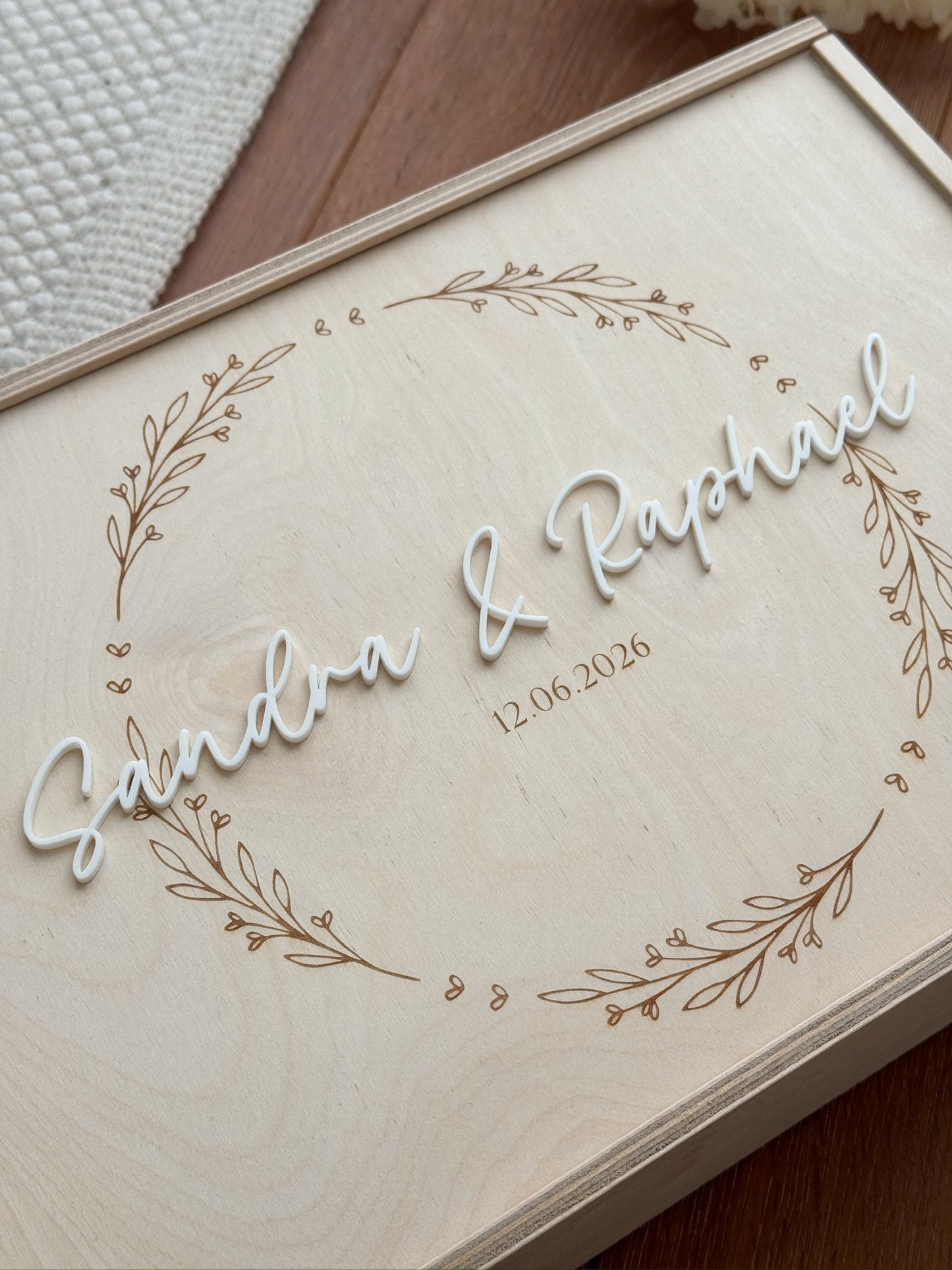 Personalisierte Erinnerungskiste zur Hochzeit