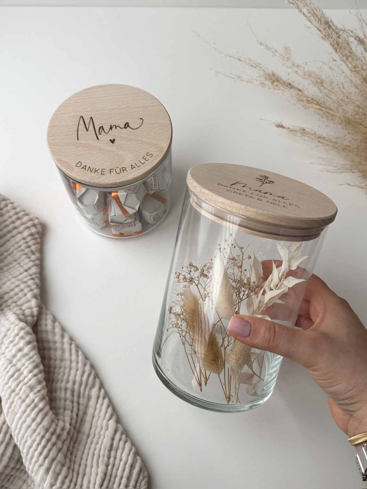 Vorratsglas mit Holzdeckel zu Muttertag