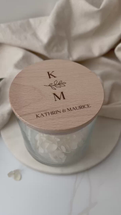 Vorratsglas mit Holzdeckel personalisiert zur Hochzeit
