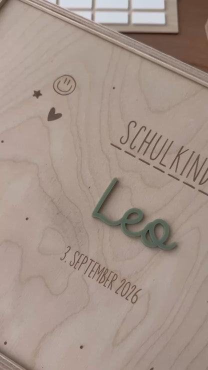 Personalisierte Erinnerungskiste zur Einschulung